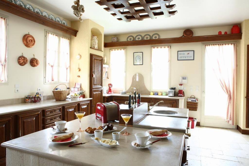 Ferme De La Canardiere ช็องตียี ภายนอก รูปภาพ
